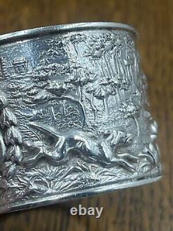 Fine quality sterling silver napkin ring fox hunting Chester 1895