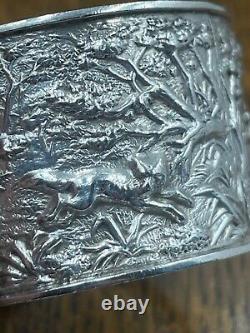 Fine quality sterling silver napkin ring fox hunting Chester 1895