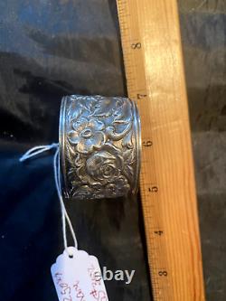Kirk Repousse Sterling Silver Napkin Ring 1 1/2 Wide No Monograms Great Shape