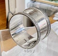 MERIDEN BRITANNIA VERY HEAVY Antique Vintage Sterling Silver Napkin Ring
