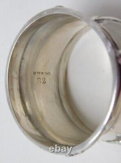 Napkin Ring George Sterling Silver 35 gr Heavy 1.75 Diameter x 1.25 Tall