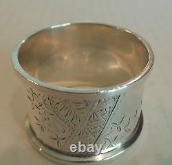Nice Antique American Sterling Silver Napkin Ring, Engraved Floral Design