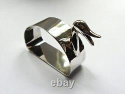 Novelty Sterling Silver Duck Napkin Ring / Serviette Hallmarked 1946. Lanson Ltd