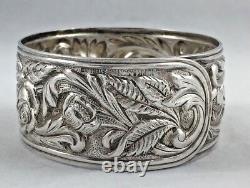 Repousse by Kirk Sterling Napkin Ring All around Design 7/8 wide