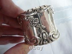 STUNNING VINTAGE STERLING SILVER NAPKIN RING withFLOWERS & ORNATE SCROLLING