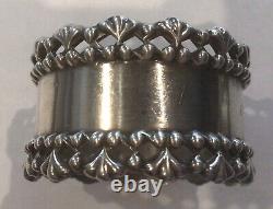 Towle sterling silver Napkin Ring Serviette Holder Bold Pierced Borders 1898