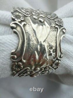 Antique Victoriel 1895 Rose Réponse Florale Ring Napkine Sterling 34,5 Grammes