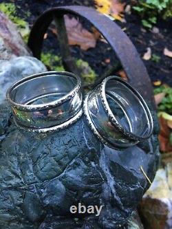 BIRKS 2 anciens anneaux de serviette en argent sterling avec des monogrammes différents 1 3/4 pouces de diamètre