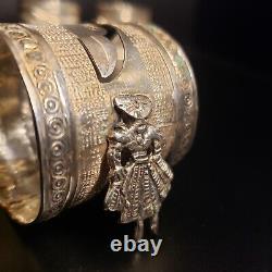 Ensemble de six anneaux de serviette en argent sterling fabriqués au Pérou, 162 grammes.