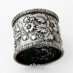 Tiffany Repousse Floral Nappkin Ring Argent Sterling